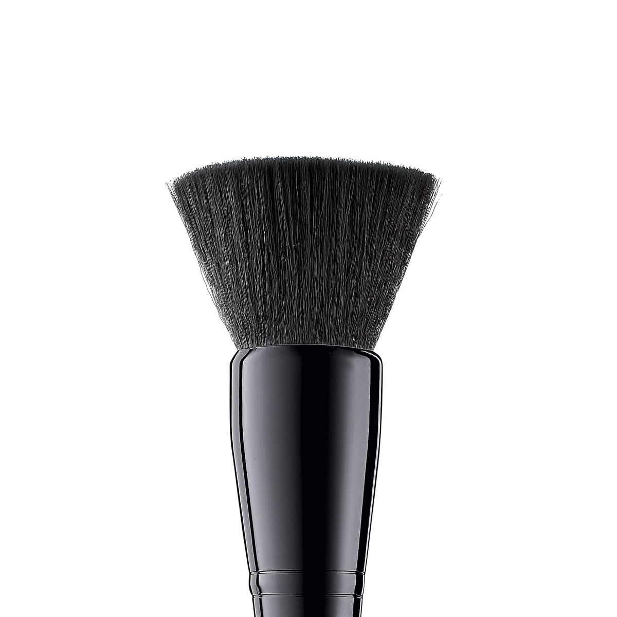 e.l.f. Powder Brush. Versatile Makeup Brush For Powder Or Blush. Creates A Sculpted Look. Made With Synthetic Bristles. Vegan & Cruelty-Free